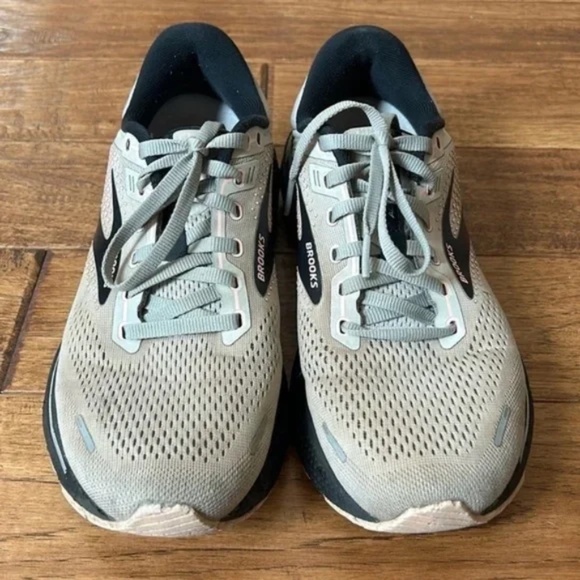Brooks Adrenaline GTS 22 Road Running Shoes Gray Black Women's Size 9.5 - Picture 4 of 11